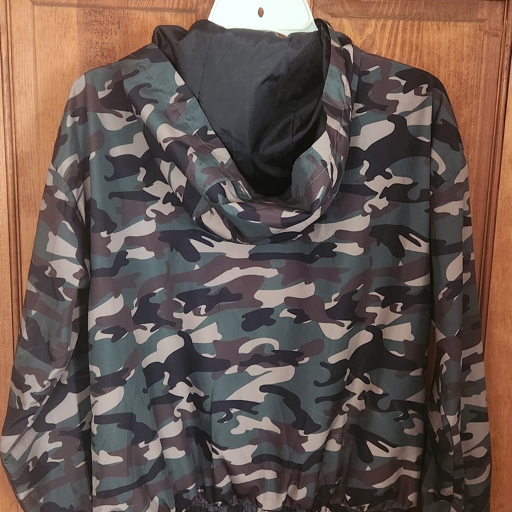 Forever 21 Medium Camo Windbreaker with Red Don't Care Accents On Sleeves - Picture 2 of 3